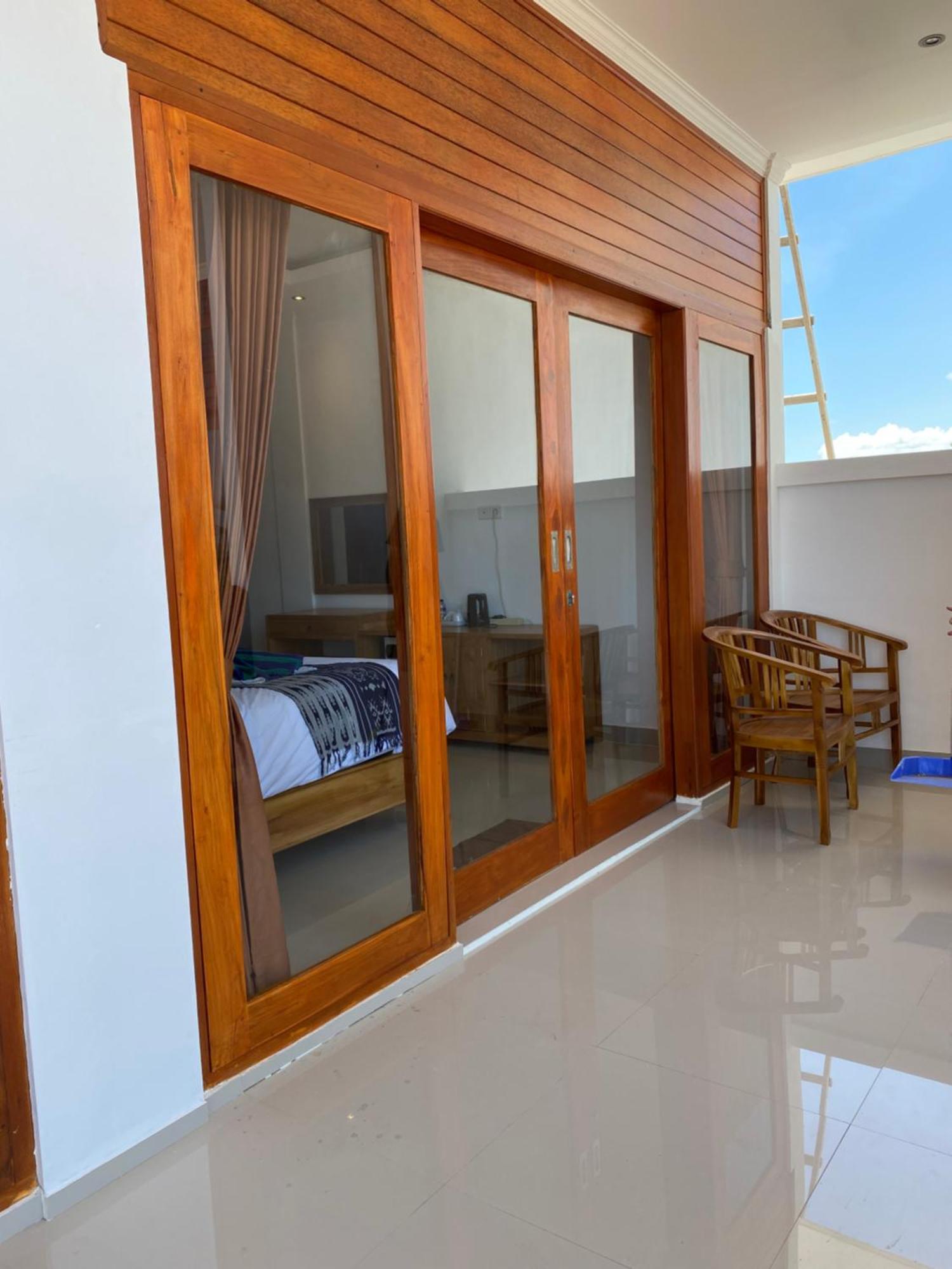 נוסה-למבונגן The Pulau Bungalow מראה חיצוני תמונה